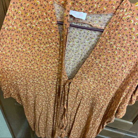 Pink Lily Dress - Picture 4 of 5